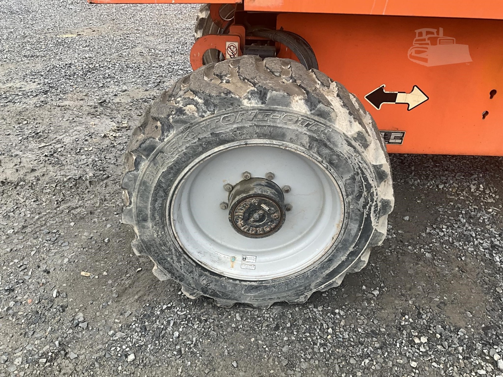 Telescopic Boom Lift - View 2